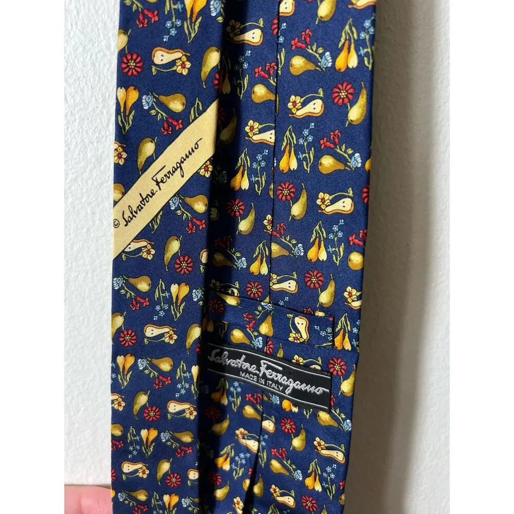 Salvatore Ferragamo Men's Navy Fruit and Flower Print Tie